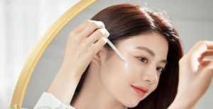 nen-dung-serum-vitamin-c-vào-luc-nao